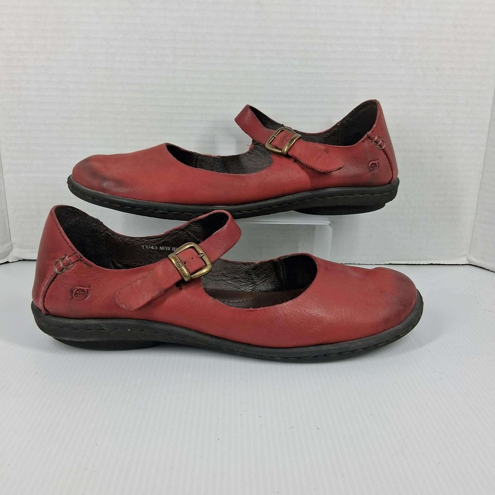 Born Red Leather Mary Jane Flats Buckle Strap Womens 11 EU 43 B63305 READ